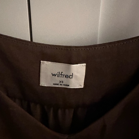Aritzia Wilfred Lover Satin Camisole in dark brown - Picture 4 of 5